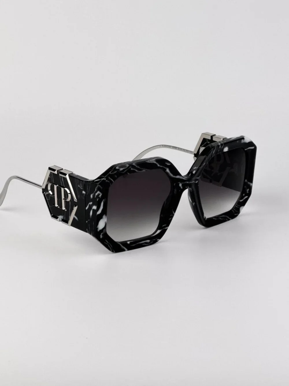 Philipp Plein Women’s Sunglasses Patterned Black Grey Gradient SPP067 0721